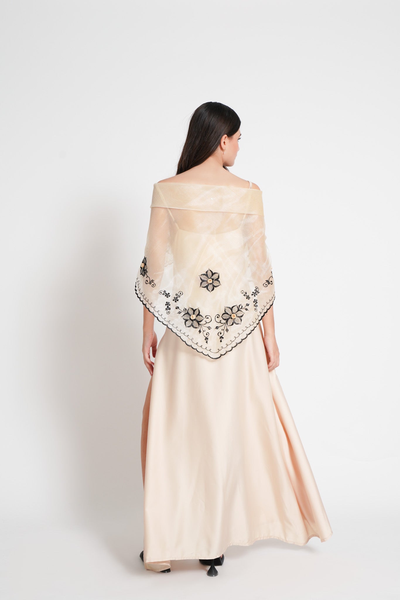 Hiraya Alampay Shawl (Ivory w/ Black)